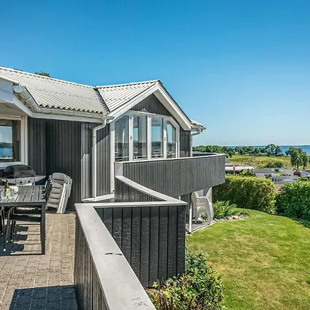 Holiday home 3 Bedroom Cozy In