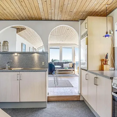 3 Bedroom Cozy In オーベンロー